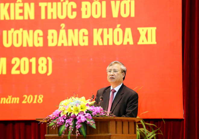 党政建设:越共第十二届中央委员知识更新培训班圆满结束 ảnh 2 党政建设:越共第十二届中央委员知识更新培训班圆满结束 ảnh 2
