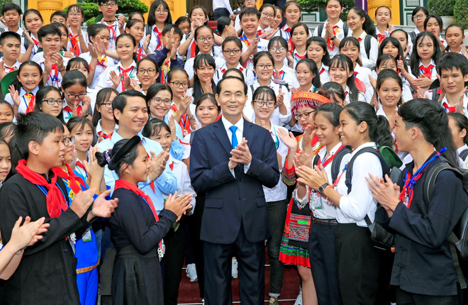 陈大光会见全国优秀少先队长代表 ảnh 1