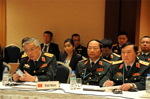 阮志咏上将:海上和空中安全要成为东盟所有成员国的共同关切 ảnh 2 阮志咏上将:海上和空中安全要成为东盟所有成员国的共同关切 ảnh 2