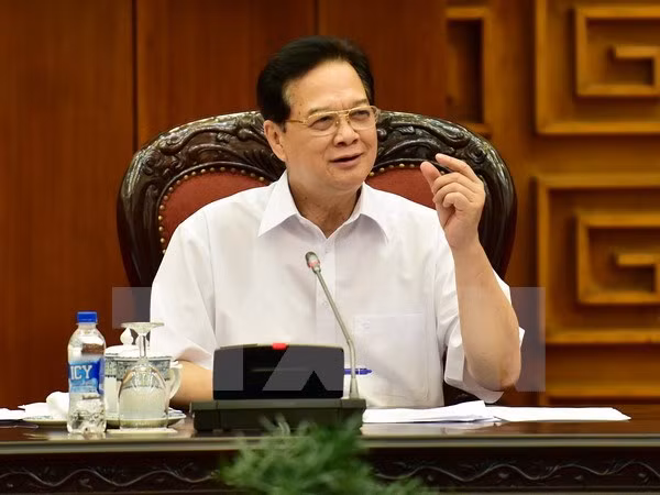 阮晋勇总理:力争达到和超额完成今年的社会经济指标 ảnh 1 阮晋勇总理:力争达到和超额完成今年的社会经济指标 ảnh 1