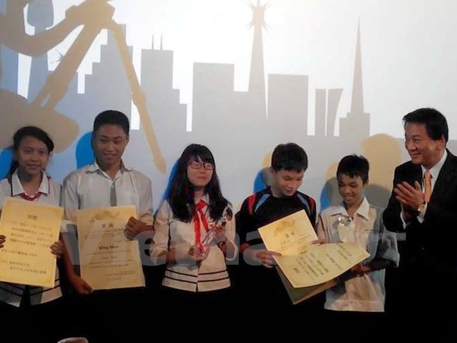 第九次越南学生影片制作比赛启动 ảnh 1 第九次越南学生影片制作比赛启动 ảnh 1