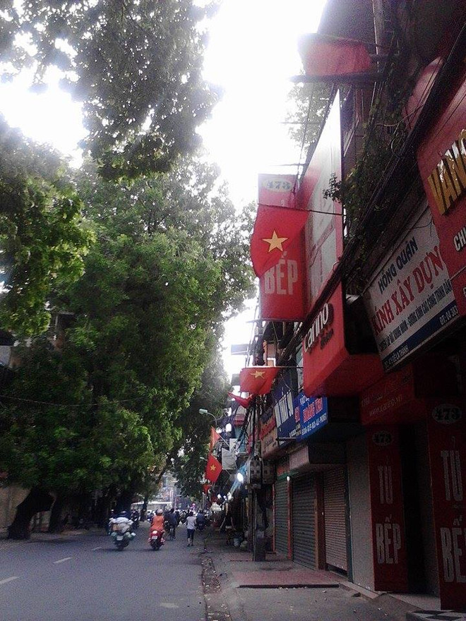 河内市民对迎接越南第70个国庆日充满着欢乐与自豪感 ảnh 1 河内市民对迎接越南第70个国庆日充满着欢乐与自豪感 ảnh 1