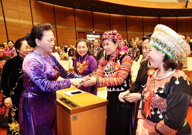 阮氏金银：终身学习运动成为全国声势大范围广效果实的经常性活动 ảnh 1