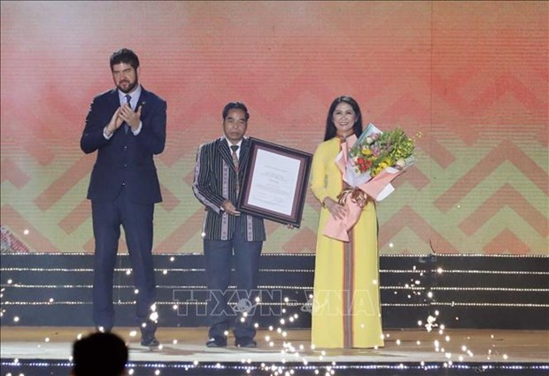 越通社评选一周要闻回顾(2020.11.23-2020.11.29) ảnh 4 越通社评选一周要闻回顾(2020.11.23-2020.11.29) ảnh 4