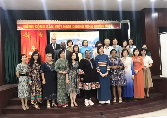 发挥女性领导者的先锋和鼓舞作用 ảnh 1 发挥女性领导者的先锋和鼓舞作用 ảnh 1