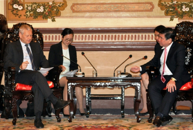 胡志明市把投资商的成功视为自己的成功 ảnh 1 胡志明市把投资商的成功视为自己的成功 ảnh 1