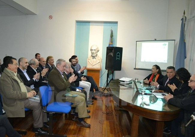 阿根廷希望同越南加强经贸合作关系 ảnh 1