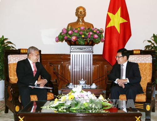 越南政府副总理兼外交部长范平明会见印尼驻越南大使 ảnh 1 越南政府副总理兼外交部长范平明会见印尼驻越南大使 ảnh 1