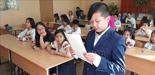 越南驻乌克兰大使馆一直对旅乌越南人社群给予优先关注 ảnh 2 越南驻乌克兰大使馆一直对旅乌越南人社群给予优先关注 ảnh 2