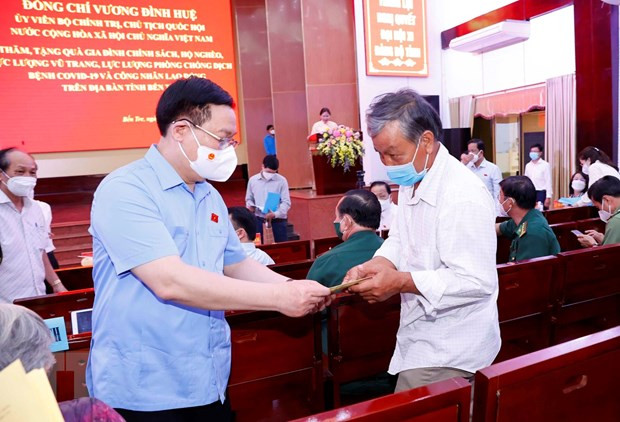 国会主席王廷惠与槟椥省省委领导举行工作会谈 开展新春拜年活动 ảnh 2 国会主席王廷惠与槟椥省省委领导举行工作会谈 开展新春拜年活动 ảnh 2