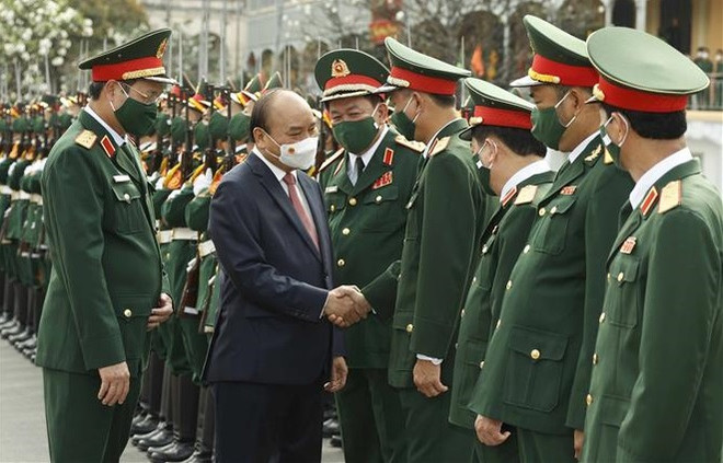 越南国家主席阮春福视察胡志明市2022年壬寅春节期间安全保障工作 ảnh 4