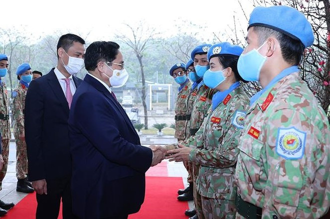 政府总理范明政：对外活动需在真诚、信任、平等、倾听和合作共促发展等基础上开展 ảnh 1