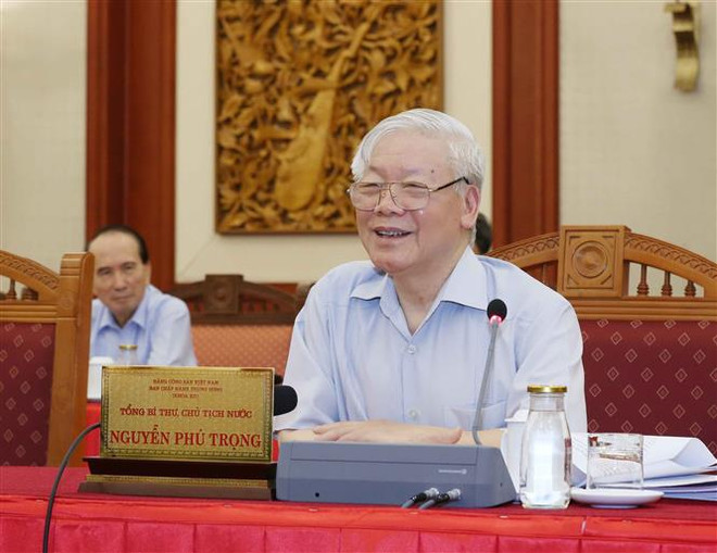 面向越共十三大:中央政治局同河内市委常委会举行工作座谈会 ảnh 2 面向越共十三大:中央政治局同河内市委常委会举行工作座谈会 ảnh 2