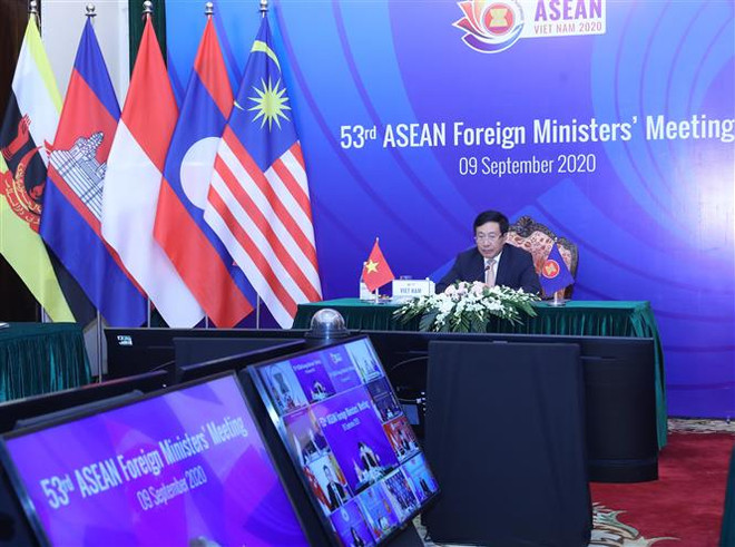 第53届东盟外长会议：新加坡专家强调了东盟内部合作的重要性 ảnh 1
