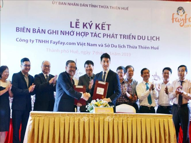 中国香港Fayfay.com公司与承天顺化省合作向亚洲游客推广旅游形象 ảnh 1 中国香港Fayfay.com公司与承天顺化省合作向亚洲游客推广旅游形象 ảnh 1