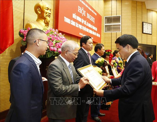 河内市表彰为美朝领导人第二次会晤作出贡献的集体和个人 ảnh 1