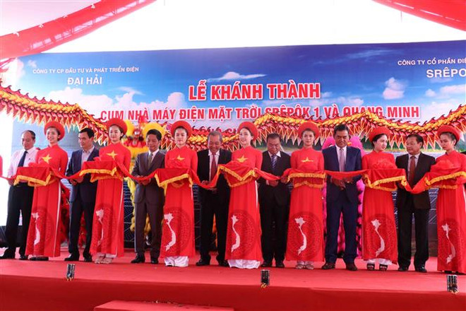 政府副总理张和平出席得乐省太阳能发电项目竣工仪式 ảnh 1 政府副总理张和平出席得乐省太阳能发电项目竣工仪式 ảnh 1