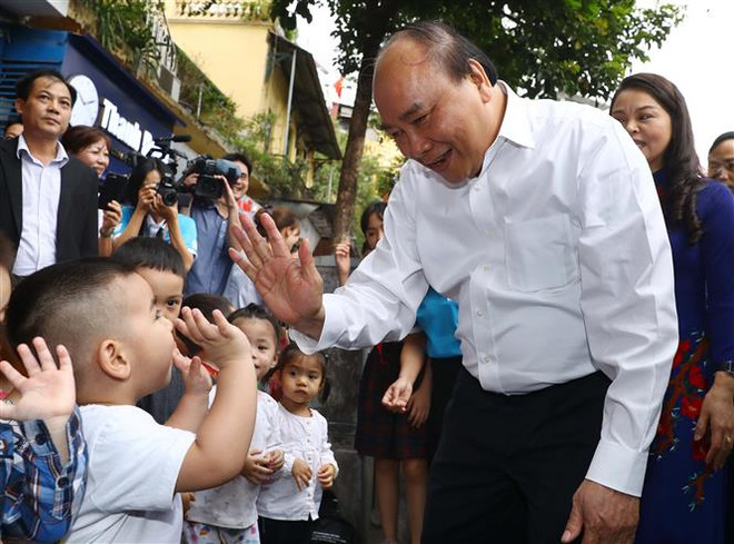 阮春福总理:保护妇女儿童的生命权、健康权和身体权 ảnh 2 阮春福总理:保护妇女儿童的生命权、健康权和身体权 ảnh 2