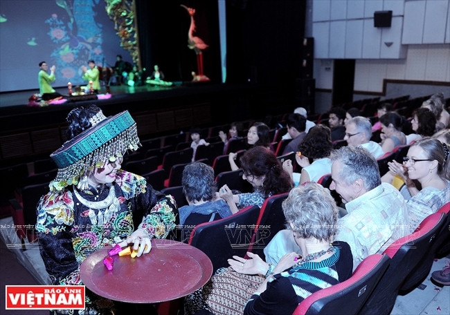母道的跳神礼仪 ảnh 16 母道的跳神礼仪 ảnh 16