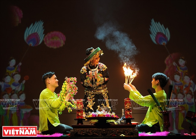 母道的跳神礼仪 ảnh 12 母道的跳神礼仪 ảnh 12