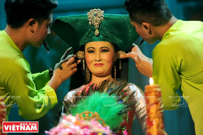 母道的跳神礼仪 ảnh 6 母道的跳神礼仪 ảnh 6