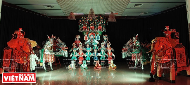 母道的跳神礼仪 ảnh 14 母道的跳神礼仪 ảnh 14