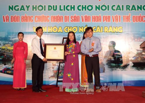 芹苴市丐冷水上市场旅游节吸引国内外数万人次参加 ảnh 5