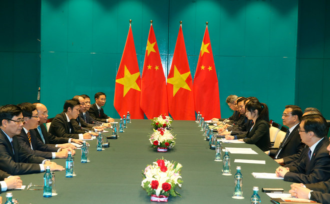 越南政府总理阮春福会见中国总理和保加利亚总统 ảnh 2 越南政府总理阮春福会见中国总理和保加利亚总统 ảnh 2