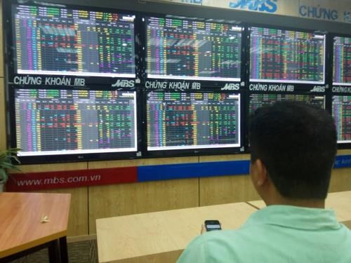 越南股市:22日现金流增长强劲 VN指数突破1500点 ảnh 1 越南股市:22日现金流增长强劲 VN指数突破1500点 ảnh 1