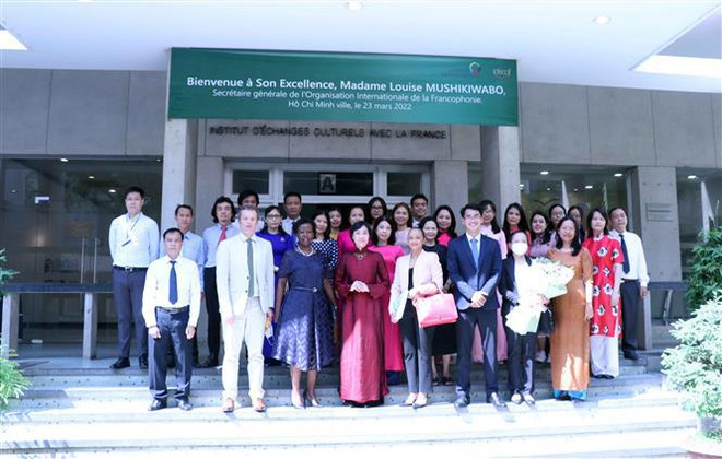 法语国家国际组织秘书长造访法国文化交流院 ảnh 2