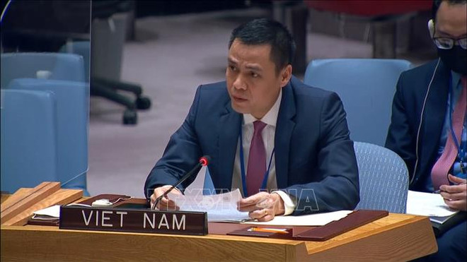 越南支持并愿意参加在乌克兰展开的各项人道主义行动 ảnh 1 越南支持并愿意参加在乌克兰展开的各项人道主义行动 ảnh 1