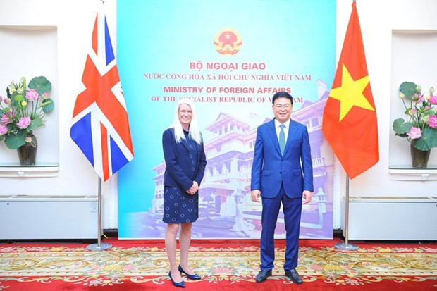 第八次越英战略对话：推动越英战略伙伴关系走实走深 ảnh 2