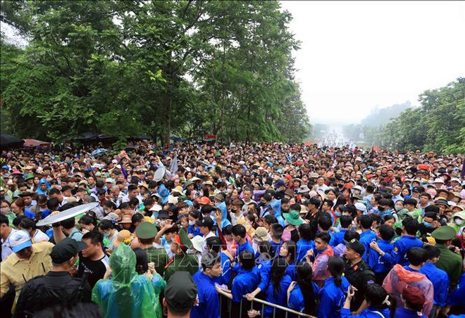 越南政府总理范明政出席雄王祭祖仪式 ảnh 3