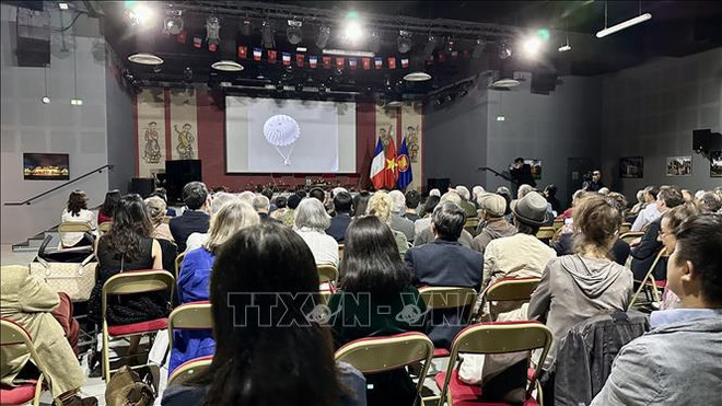 奠边府大捷70周年:历史和记忆交流活动在法国举行 ảnh 3 奠边府大捷70周年:历史和记忆交流活动在法国举行 ảnh 3