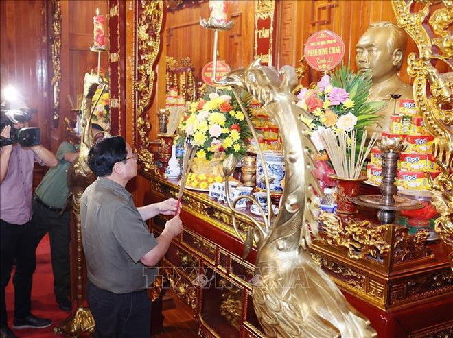 永远铭记为奠边府战役做出巨大贡献的有功人员 ảnh 1