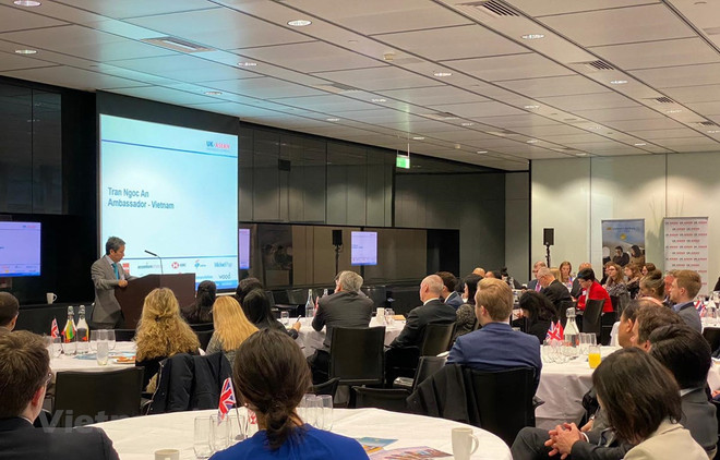 2020东盟主席年:英国东盟商务理事会高度评价越南担任东盟轮值主席国的作用 ảnh 1 2020东盟主席年:英国东盟商务理事会高度评价越南担任东盟轮值主席国的作用 ảnh 1