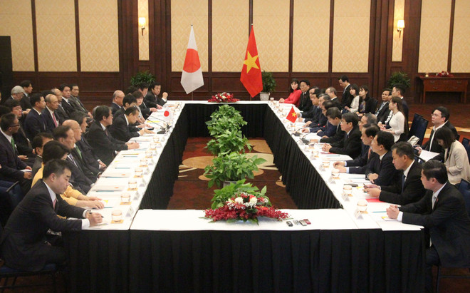 越共中央组织部长范明政会见日本自民党秘书长二阶俊博 ảnh 1 越共中央组织部长范明政会见日本自民党秘书长二阶俊博 ảnh 1