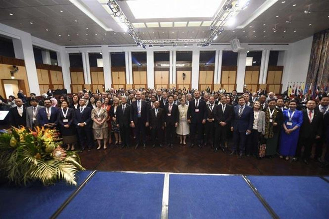 越南出席亚太议会论坛第28届年会 ảnh 2 越南出席亚太议会论坛第28届年会 ảnh 2