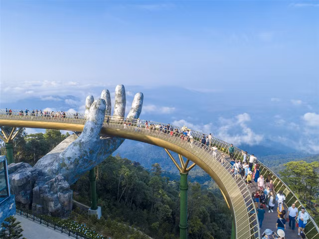 2020年里岘港市将在韩江两岸举行多项文化活动 吸引更多游客 ảnh 2