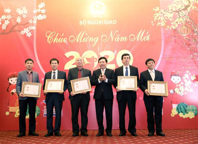 越南外交部举行2020年新春媒体见面会 ảnh 1 越南外交部举行2020年新春媒体见面会 ảnh 1