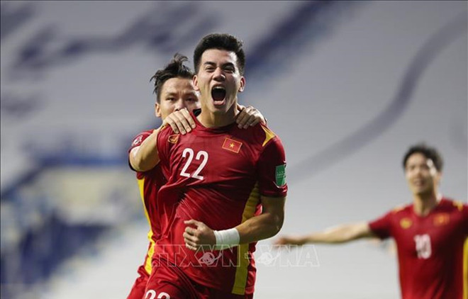2022年卡塔尔世界杯亚洲区预选赛:越南队保持小组首位 ảnh 1 2022年卡塔尔世界杯亚洲区预选赛:越南队保持小组首位 ảnh 1