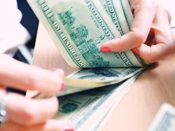 越盾兑美元中心汇率较前一日下跌6越盾 ảnh 1 越盾兑美元中心汇率较前一日下跌6越盾 ảnh 1