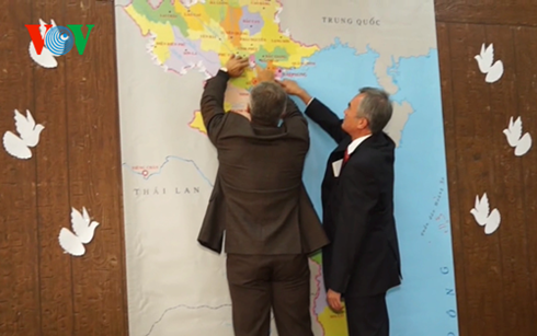 “致力于越南和平鸽子”活动在乌克兰举行 ảnh 1 “致力于越南和平鸽子”活动在乌克兰举行 ảnh 1