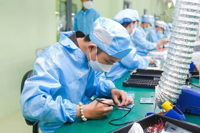 越南为半导体集成电路领域加强人力资源培训力度 ảnh 1 越南为半导体集成电路领域加强人力资源培训力度 ảnh 1