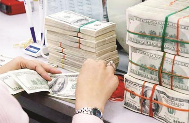 27日越盾兑美元中心汇率继续上涨8越盾 ảnh 1 27日越盾兑美元中心汇率继续上涨8越盾 ảnh 1