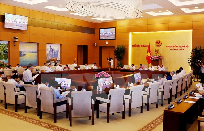 国会常委会第十四次会议:《网络安全法》需要确保国家安全和社会治安要求 ảnh 1 国会常委会第十四次会议:《网络安全法》需要确保国家安全和社会治安要求 ảnh 1