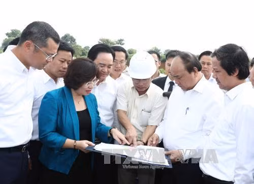 越南政府总理阮春福:抓紧推进征地拆迁工作 加快河内国家大学项目建设 ảnh 2 越南政府总理阮春福:抓紧推进征地拆迁工作 加快河内国家大学项目建设 ảnh 2