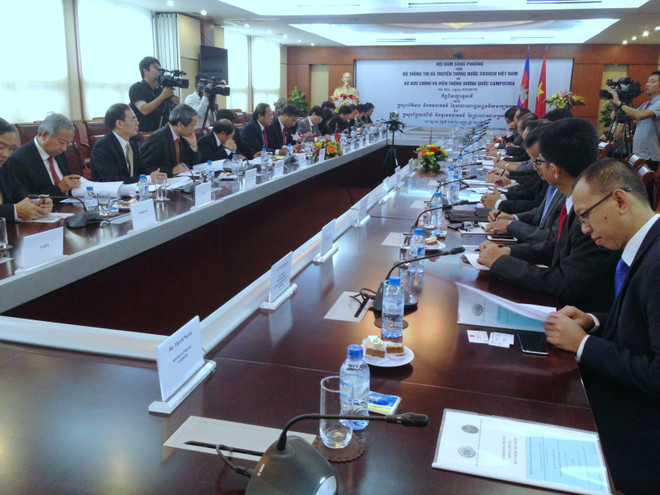 进一步加强越柬两国信息邮政领域合作 ảnh 1 进一步加强越柬两国信息邮政领域合作 ảnh 1