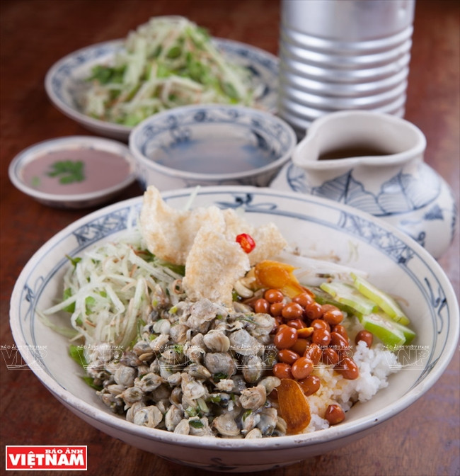 越南:顺化蚬饭 ảnh 1 越南:顺化蚬饭 ảnh 1