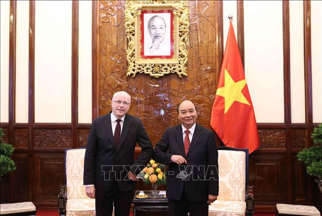 越南国家主席会见各国新任驻越大使 ảnh 2 越南国家主席会见各国新任驻越大使 ảnh 2